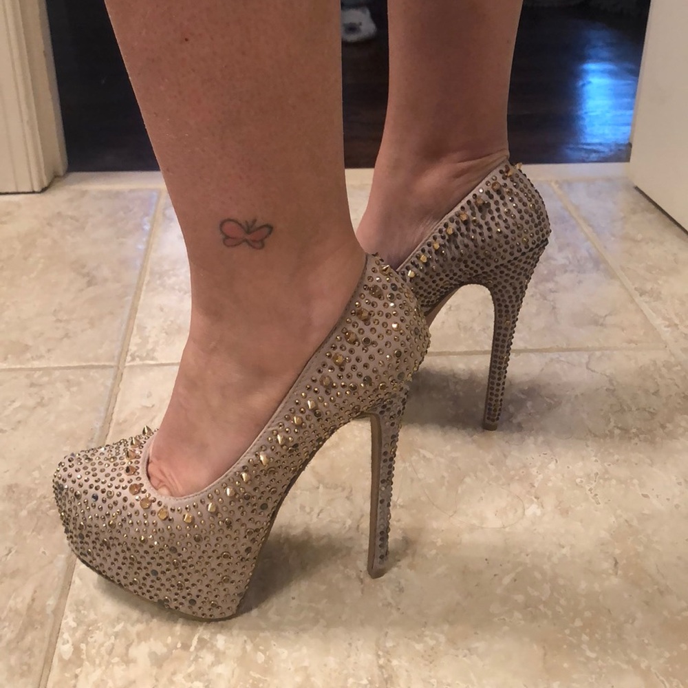 Steve Madden high heels, size 6.5, 6 inch heel